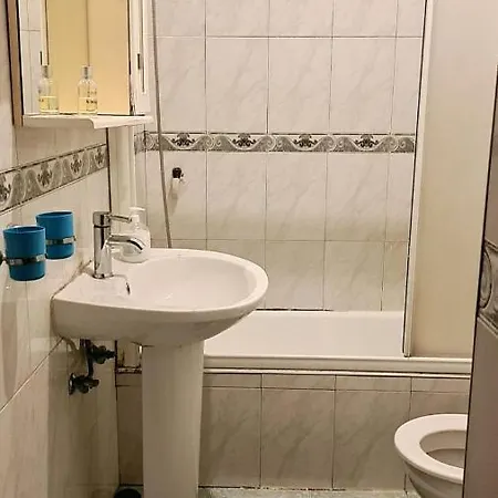 アパート Lovely Double Room For Rent *